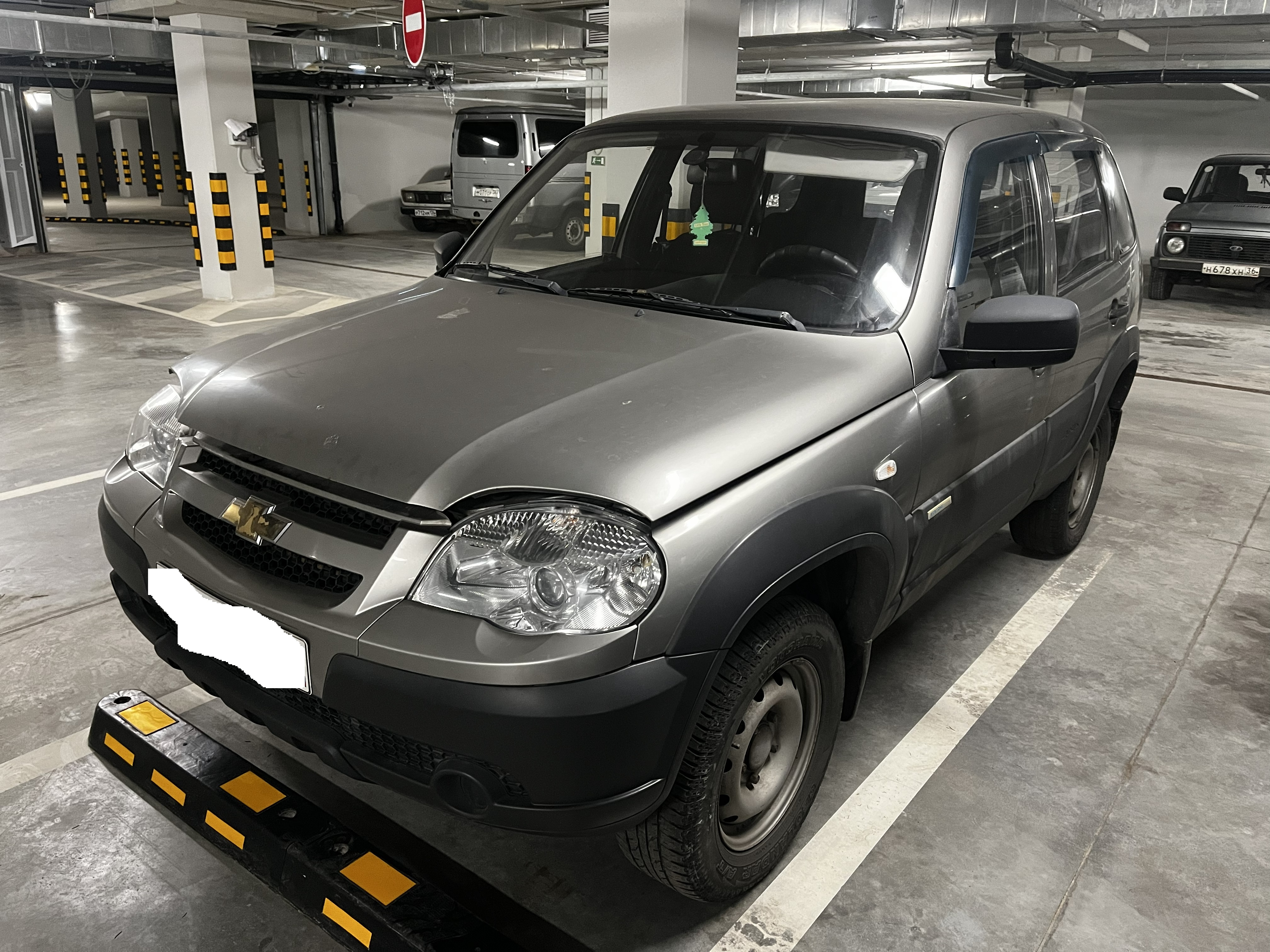 CHEVROLET NIVA, 2015 года выпуска