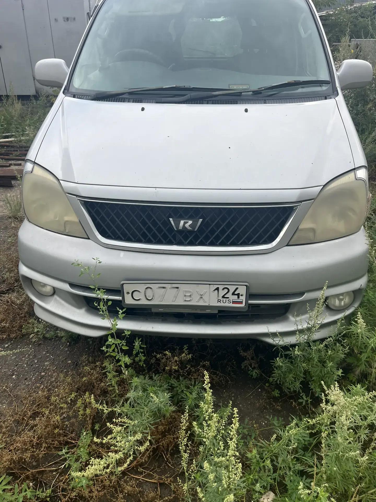 Легковой автомобиль Toyota Hiace Regius, 2000 г.в., г/н C077ВХ124, VIN отсутствует, № кузова KCH460018512, цвет серый. Идентификационные номера не сверялись, рабочее состояние не проверялось, ключи и документы отсутствуют, автомобиль закрыт. Должник Горохов А.Л. Обременения: Арест, запреты на рег. действия. Начальная цена продажи 1045000,00 руб. Задаток 157000,00 руб. (пор. 1643)