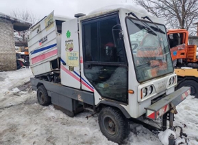 Подметально - уборочная машина DULEVO MOD. 200 QUATTRO