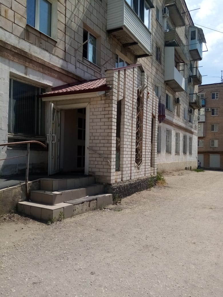 Нежилое помещение с кадастровым номером 34:07:080002:14888, площадью 96 кв.м  реестровый номер федерального имущества П13360000335, по адресу: Волгоградская область, Жирновский район, г. Жирновск, ул. Кирова, д. 1