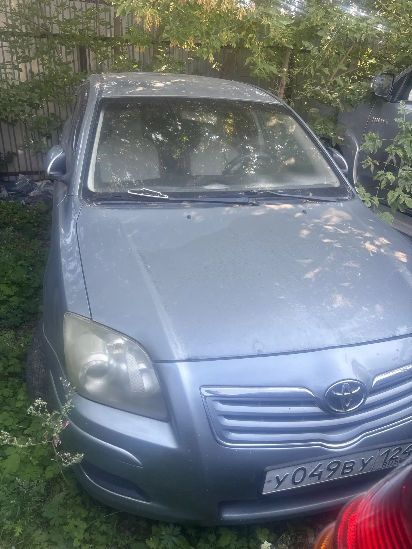 Автомобиль Toyota Avensis, г/н У049ВУ124, 2007г.в., VIN SB1BR56L10E224656, комплектность и состояние не проверялась данное имущество обращено в доход государства, находится в г. Красноярск(Документы, ключи отсутствуют)