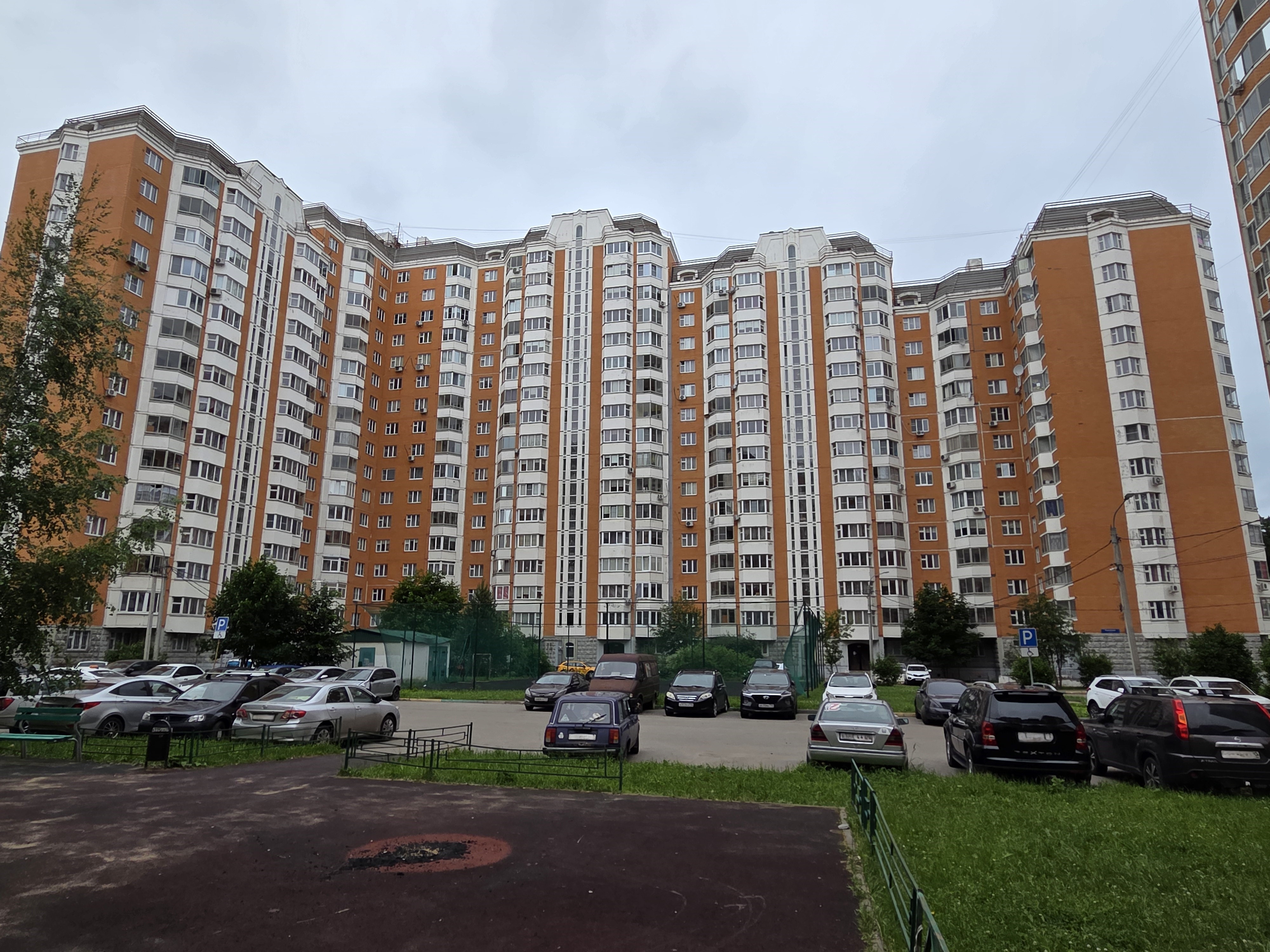 Продажа имущества, находящегося в собственности города Москвы, жилое помещение по адресу: Московская область, д. Голубое, ул. Родниковая, к. 5, кв. 96, общей площадью 36,9 кв. м, (Этаж №10), кадастровый номер: 50:09:0070106:3534