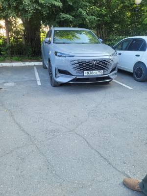 Легковой автомобиль CHANGAN UNI-K, 2023 г.в., г/н Р838СН154, VIN: LS4ASE2A1PA713951, серого цвета. Адрес: г. Новосибирск, ул. Богдана Хмельницкого, д. 116/2. (залог)
