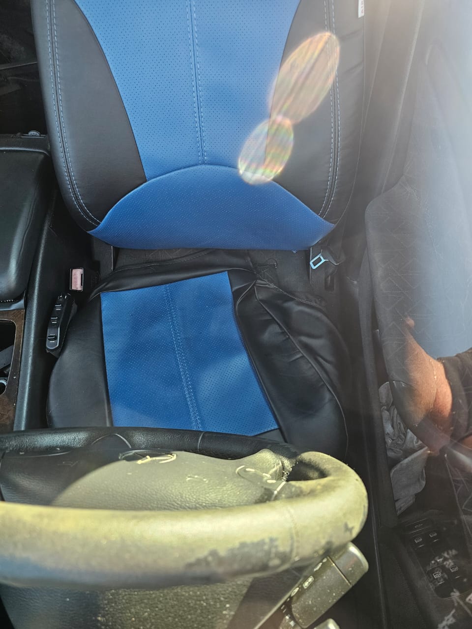 Автомобиль Мерседес Бенц С 220, г.н Е395УУ95. Документы отсутствуют.