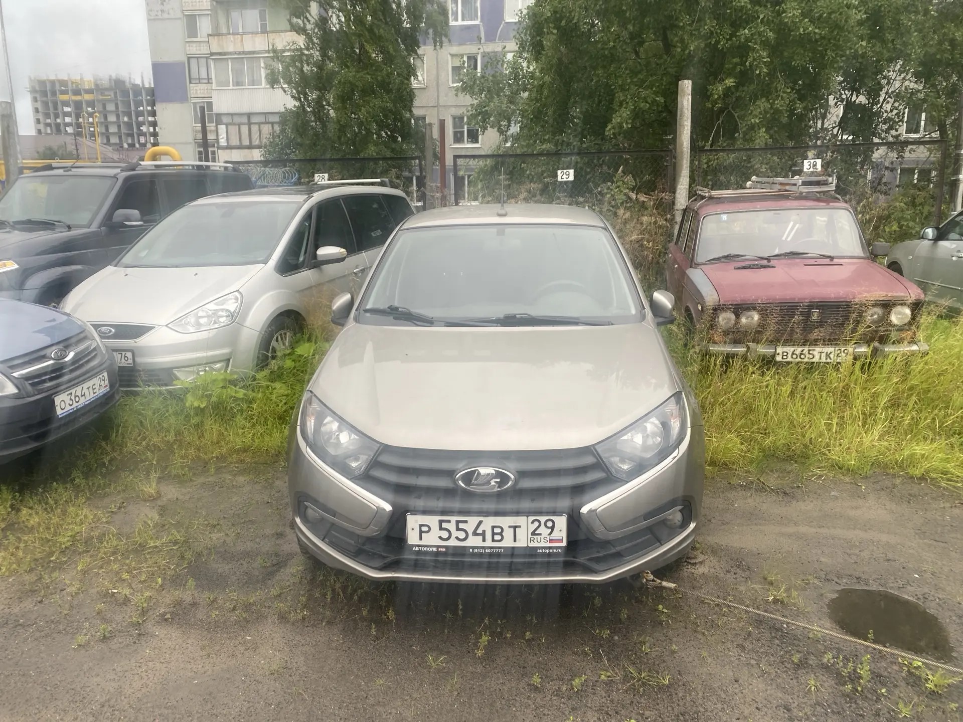 Транспортное средство Lada Granta, 2020 года выпуска, цвет – серый, VIN XTA219010M0722466, государственный номер Р554ВТ29