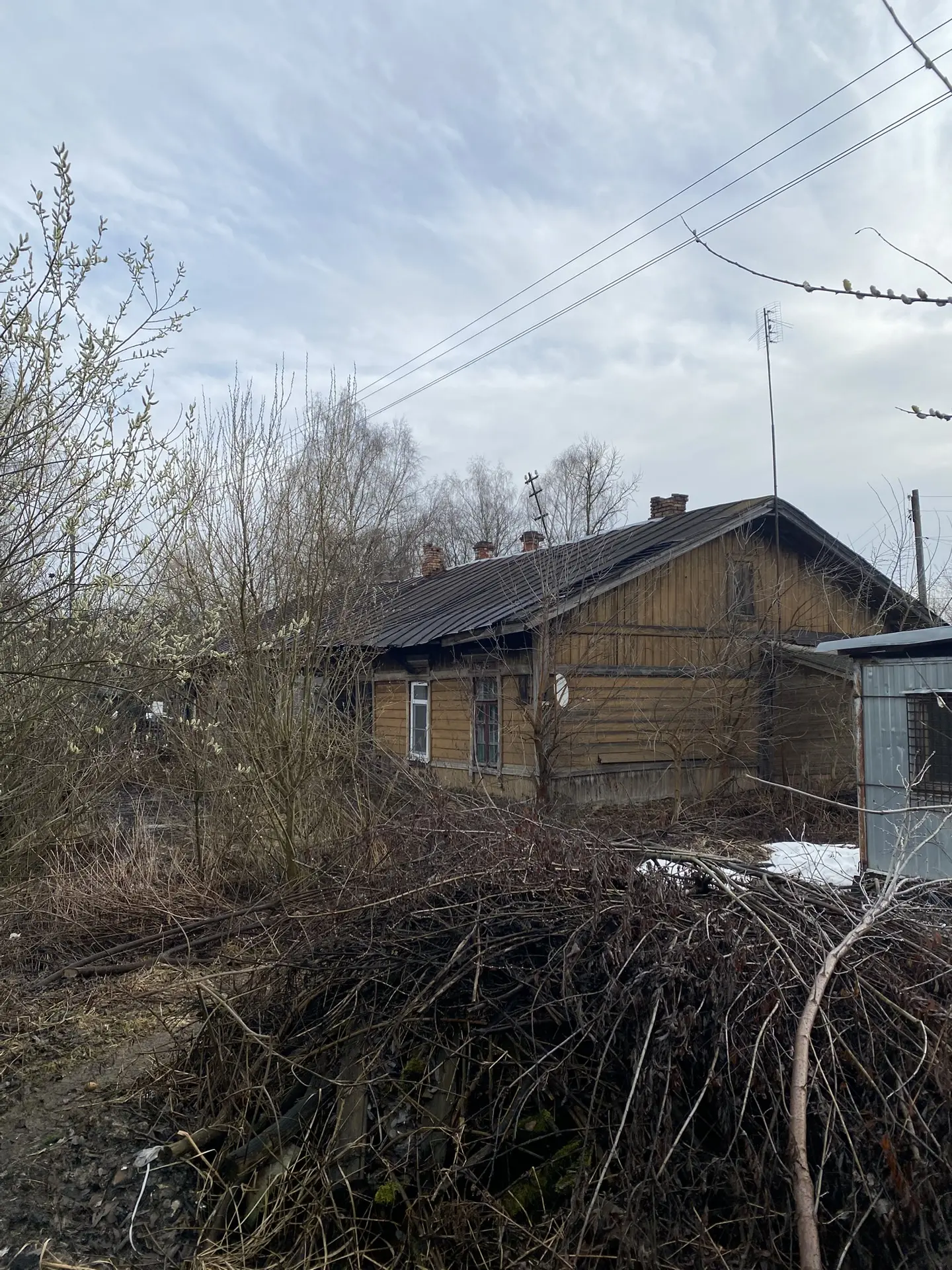 Нежилое помещение, 40:26:000035:197, Калужская область, г. Калуга, ж/д ст. Тихонова Пустынь, ул. Привокзальная, д. 4, стр. 1, пом. 1