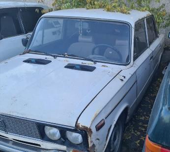 Автомобиль ВАЗ 2106, 2004 г.в., гос.номер Р466ТН38, белого цвета (отсутствует аккумулятор, по кузову ржавчина)