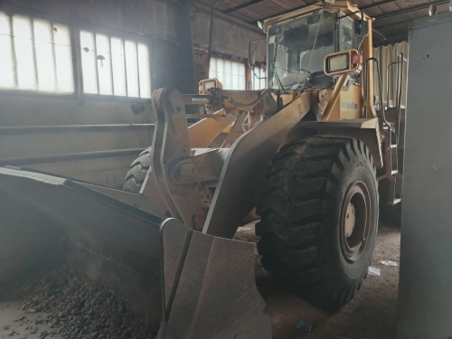 Погрузчик Komatsu WA470-3, 2008 года выпуска.