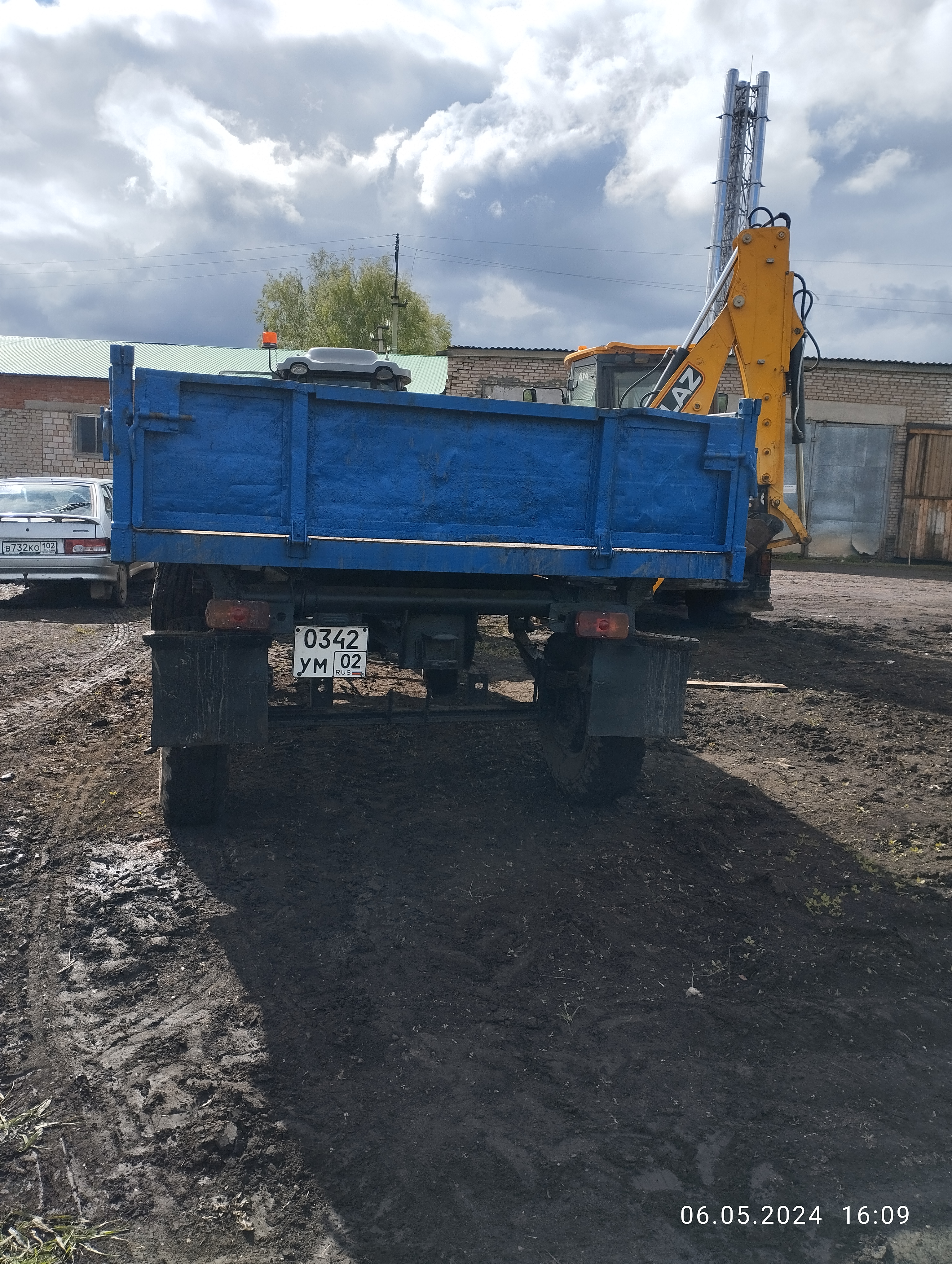 Прицеп тракторный 2ПТС-4,5.
