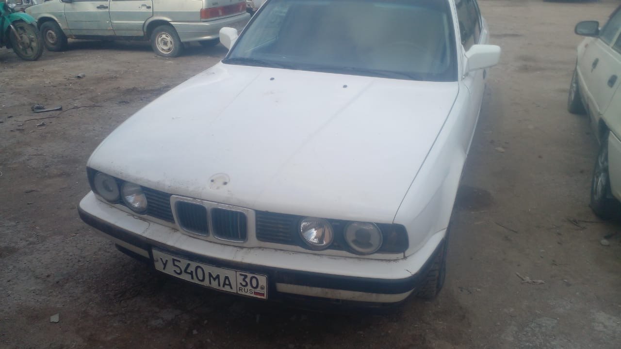 А/м BMW 520 г/н У540МА30, 1990 г/в, VIN WBAHB51080BD11480. 1 шт