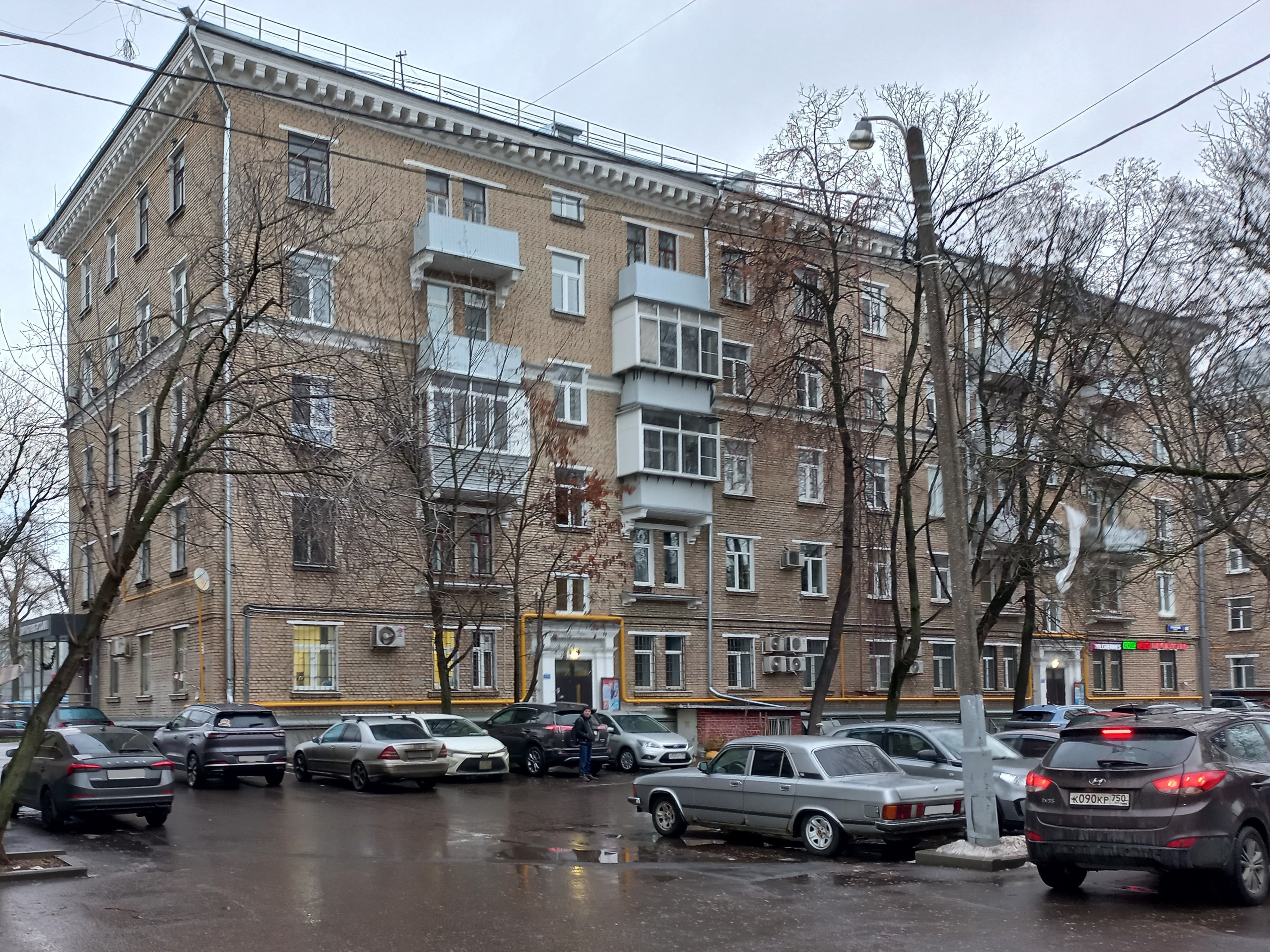 Продажа имущества, находящегося в собственности города Москвы, жилое помещение по адресу: г. Москва ш. Каширское, д.60, корп.1, кв.13, общей площадью 56,1 кв. м. (Этаж № 5), кадастровый номер: 77:05:0005005:5440.