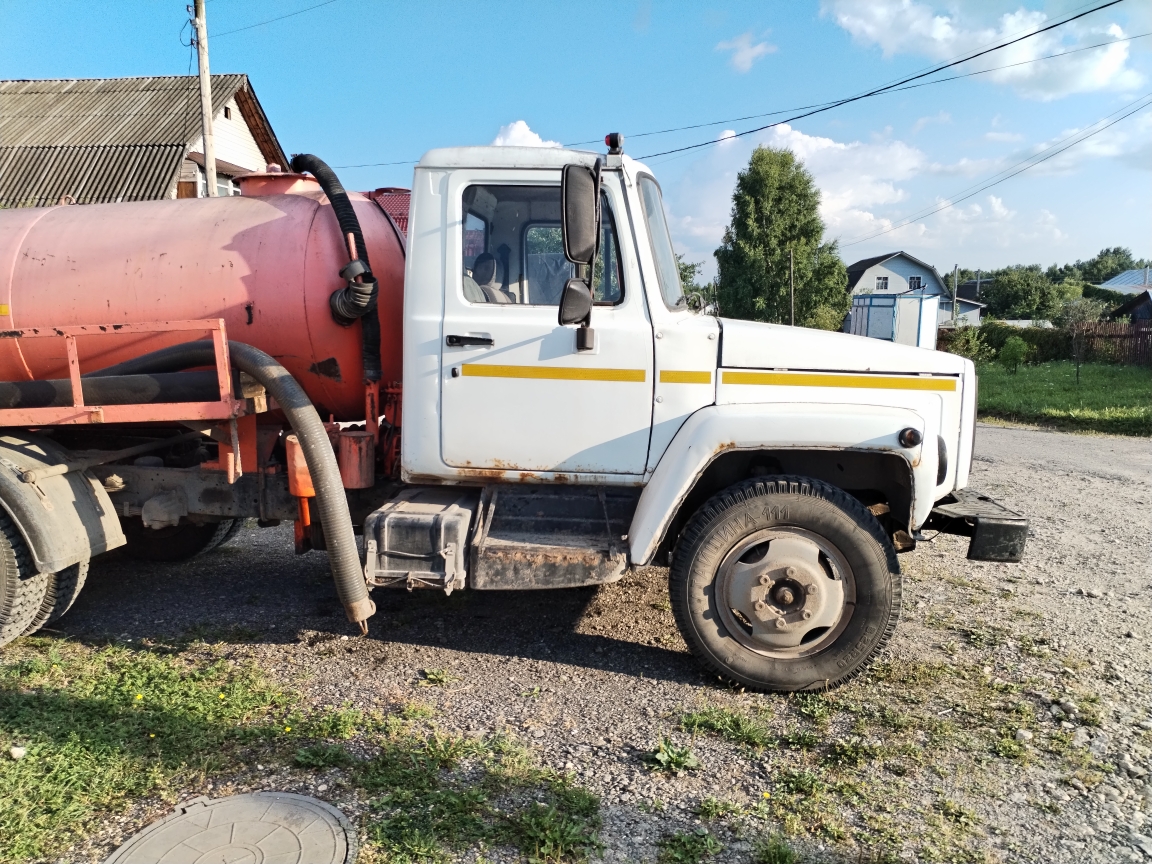 Т/с ГАЗ 4732-0000011 белого цвета, 2010 г.в., гос. №X278EC 152, VIN X3X473209A0434259, номер рамы 330900А0988274, номер кузова 330700А0174384, зарегистрировано ограничение