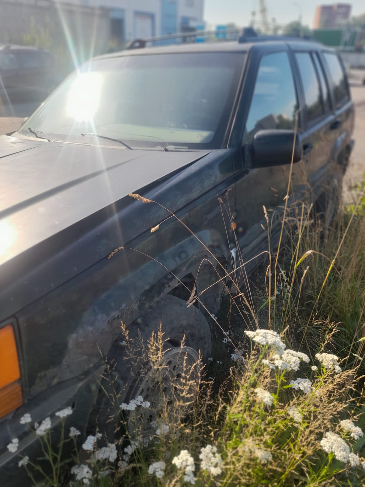 Автомобиль марки Jeep Grand Cherokee (годные остатки)