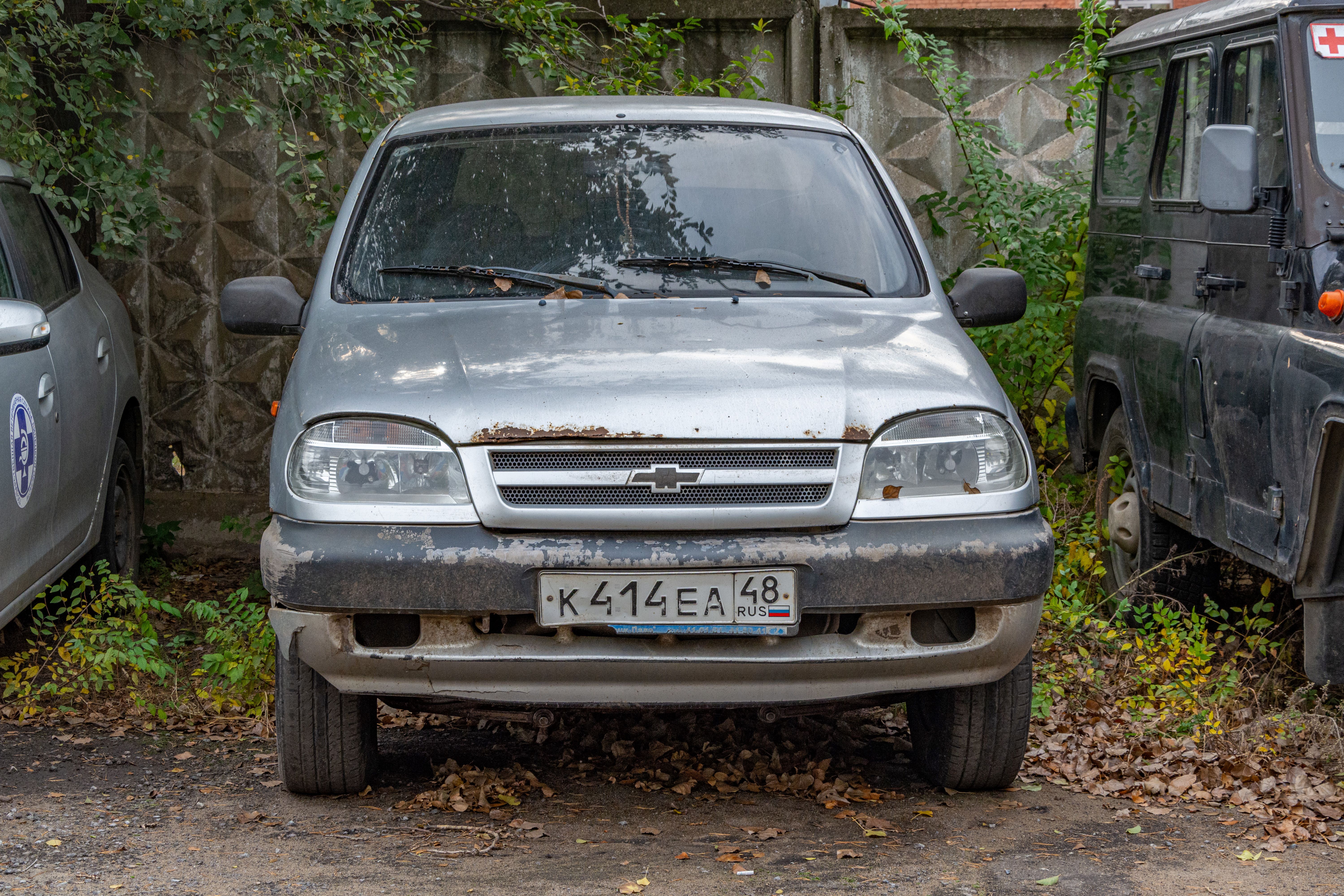 Автомобиль легковой, марка, модель ТС: CHEVROLET NIVA, 212300; 2008 года выпуска, идентификационный номер (VIN): X9L21230080240093; модель и номер двигателя – 2123, 0251730, цвет кузова – светло-серебристый металлик по адресу: Липецкая обл., г. Липецк, ул. 9 Мая, д.20а