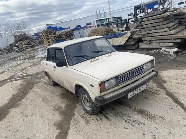 Автомобиль ВАЗ 21053, г.в. 1994, VIN: XTA210530S1496030, г/н: Н384МТ11, Документы: Нет, Ключи: Нет, Примечание: Цвет кузова светло-бежевый, Кузов XTA210530S1496030, Двигатель 3462918. АС ПИБИ: 11-008795-1