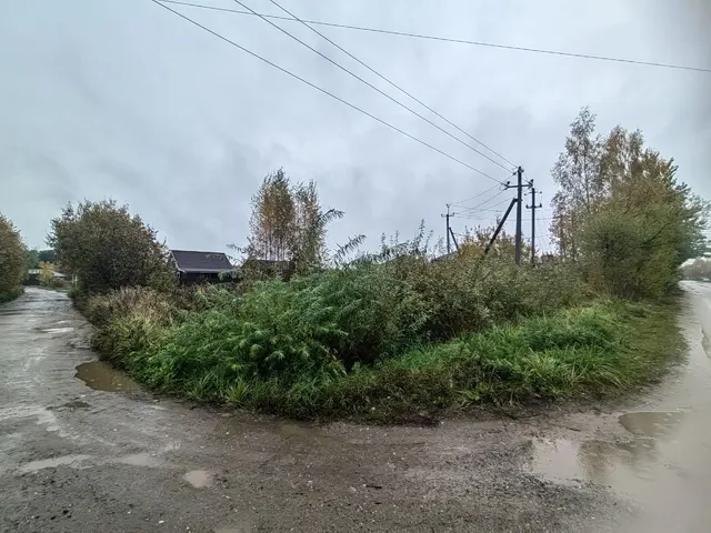 Земельный участок с кадастровым номером 69:40:0100186:726, площадью 853 кв. м. Адрес объекта (описание местоположения): Российская Федерация, Тверская область, г.о. город Тверь, г. Тверь, пер. Славянский, з/у 2