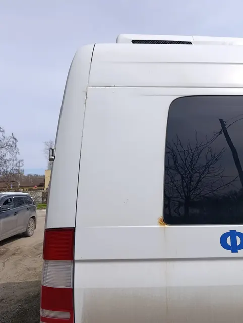 Автобус Mersedes-Benz-223602