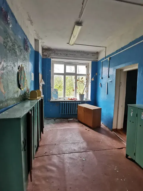 Нежилое здание, по адресу: Ярославская область, р-н. Некоузский, с. Новинское, д. 74, с земельным участком