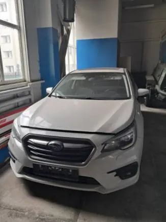 Автомобиль легковой SUBARU LEGACY