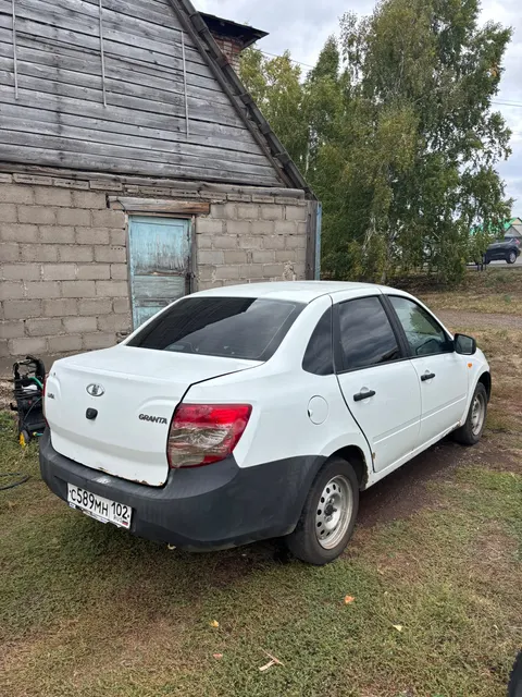 LADA 219010