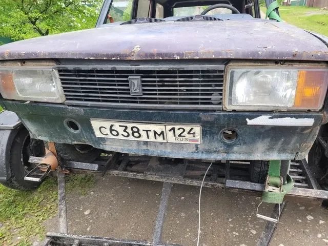 Автомобиль ВАЗ 21043, г/н С638ТМ124, 2004 г.в., VIN XTK21043040023390, двигатель № 7645628, цвет темно-зеленый, рабочее состояние и комплектность не проверялось. Находится в Ермаковском районе, данное имущество обращено в доход государства (Документы и ключи отсутствуют). (1762/25)
