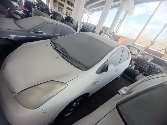 Автомобиль марки Toyota Prius, г/н O223OO27, 2010 г.в, № кузова NHW203572313,цвет белый