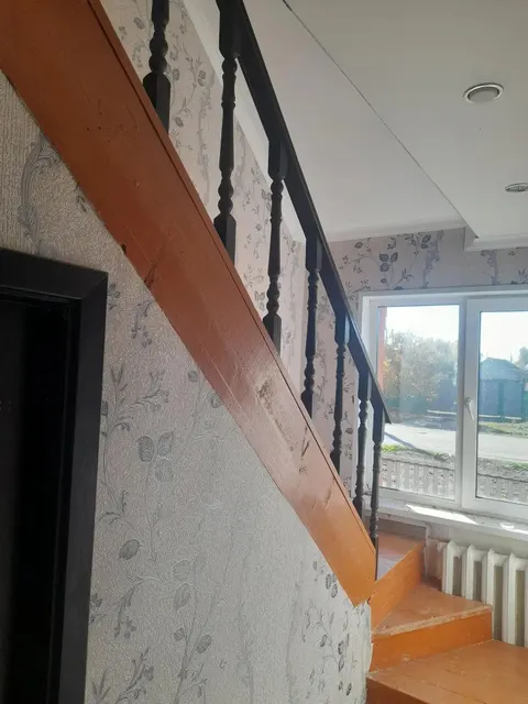 Здание жилой дом с мансардой, общей площадью 151,30 кв.м. с земельным участком общей  площадью 672,0 кв.м.