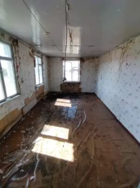 Имущество, находящееся в собственности Ярославской области, расположенное по адресу: Ярославская область, м. р-н Угличский, с. п. Слободское, с. Ефремово, с земельным участком