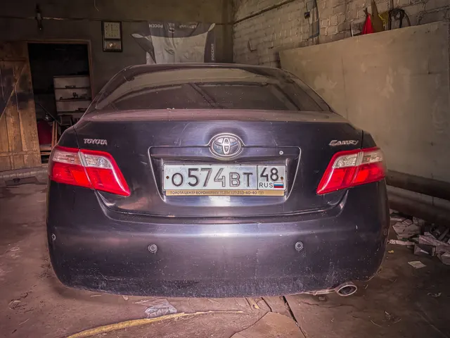 Легковой автомобиль TOYOTA CAMRY, 2008 года выпуска, идентификационный номер (VIN): JTNBE40K503161313, категория ТС – В, модель, номер двигателя – 2AZ H091924, кузов № JTNBE40K503161313, цвет кузова – черный.