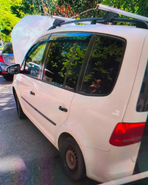 Д-к Ковальчук А.В. А/м VOLKSWAGEN TOURAN, г/в 2012, г/н Р567МО123, VIN WVGZZZ1TZCW076804. Обременение:арест, н/ц 967 000,00 руб., з-к 193 400,00 руб., ш/а 9 670,00 руб.