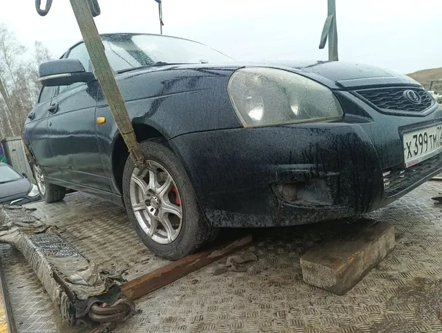 Автомобиль марки ВАЗ 21703 Лада Приора, г.в. 2007, гос.номер Х399ТМ72 VIN XTA21703070042169, цвет черный. ТС обременено ЗАЛОГОМ, который остается на имуществе, согласно ГК РФ (покупатель оплачивает залог самостоятельно). ТС имеет ограничения ФССП на регистрационные действия (ключи и документы отсутствуют, техническое состояние не проверялось, пробег не известен). Имущество продается в том виде, в каком оно есть, в случае продажи возврату/обмену не подлежит.
