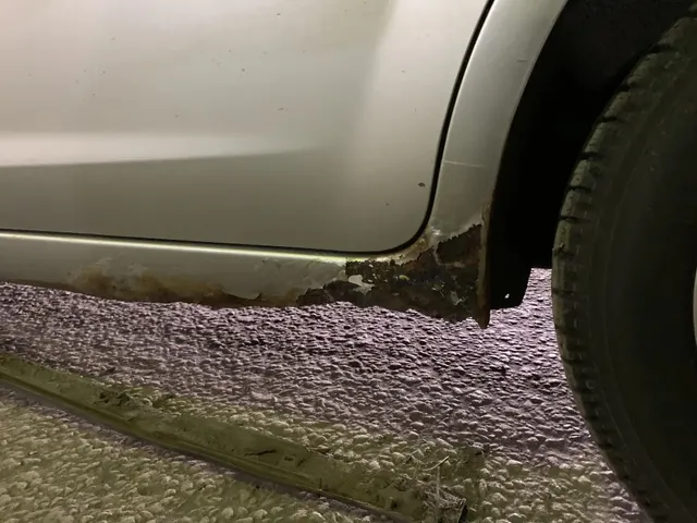 Высвобождаемое движимое военное имущество (автотранспортное средство)