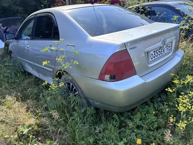 Легковой автомобиль TOYOTA COROLLA, 2006 г.в., г/н: О355ЕК154, VIN: NMTBZ20EX0R128425, серебристого цвета (залог)