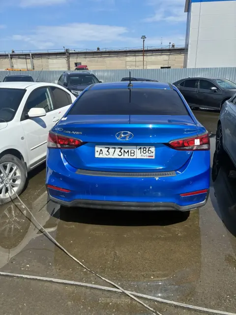 Автомобиль марки  ХЭНДЭ Солярис, цвет синий, ГРЗ А 373 МВ 186, г/в 2017,VIN Z94K241BBJR034599. ТС имеет ограничения ФССП на регистрационные действия (ключи и документы отсутствуют, техническое состояние не проверялось, пробег не известен). Имущество продается в том виде, в каком оно есть, в случае продажи возврату/обмену не подлежит. За скрытые дефекты имущества Продавец ответственности не несет.