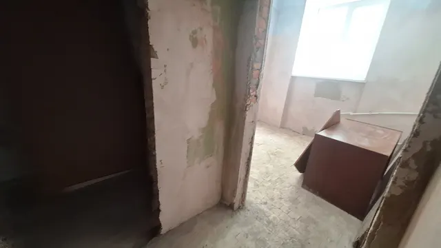 Нежилое помещение 7, назначение: нежилое, этаж № 1, общей площадью 31,3 кв. метров, кадастровый номер: 74:25:0301416:705, расположенное по адресу: Челябинская область, г. Златоуст, ул. им. П.П. Аносова, д. 180