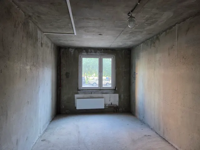 Продажа имущества, находящегося в собственности города Москвы, нежилое помещение по адресу: г. Москва, ш. Дмитровское, д. 169, корп. 8,  площадью 127,5 кв. м. (Этаж № 1, помещение 13/1), кадастровый номер: 77:02:0025012:3135