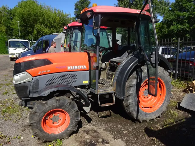Трактор KUBOTA L5740