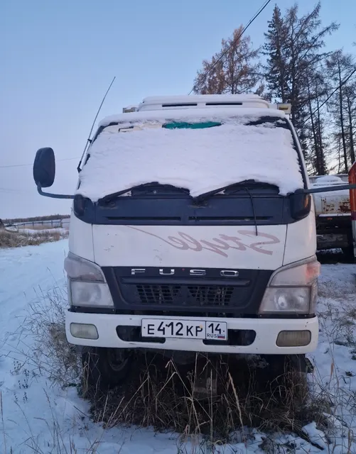 Грузовой рефрижератор Mitsubishi Fuso Canter 2008 г.в., модель 4М50, цвет кузова белый, государственный номер Е412КР14, шасси FG73D-540108. Местонахождение: РС(Я), Нюрбинский район. Собственник Сельскохозяйственные потребительский сбытовой перерабатывающий кооператив «Байар»