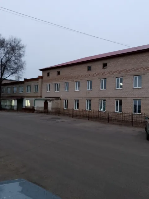 Здание, наименование: административное здание; площадь 1214,2 кв.м., назначение: нежилое; количество этажей, в том числе подземных этажей: 3, в том числе подземных 1, адрес: Оренбургская область, р-н Илекский, с. Илек, ул. Комарова, д. 13, кадастровый номер: 56:12:0301030:321. Земельный участок, площадь 672 кв.м., кадастровый номер 56:12:0301030:41
