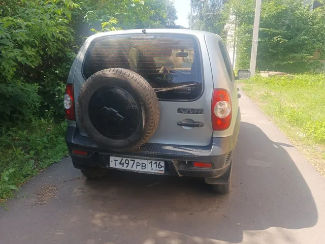 Chevrolet Niva 212300-55, категория ТС В, тип транспортного средства по ПТС: легковой, регистрационный знак Т497РВ 116 RUS, идентификационный номер (VIN): Х9L212300Е0500880, год выпуска 2013, цвет – светло-серебристый металлик