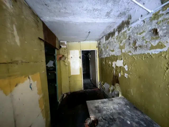 Помещение 1 этажа, назначение: нежилое, площадью 75 кв.метров, местоположение: Российская Федерация, Орловская область, городской округ город Мценск, г.Мценск, мкр. 1–й, д.21А,  кадастровый номер 57:27:0020518:3600.