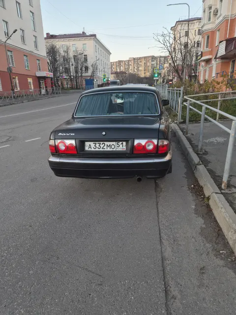 Автотранспортное средство ГАЗ-31105 черного цвета