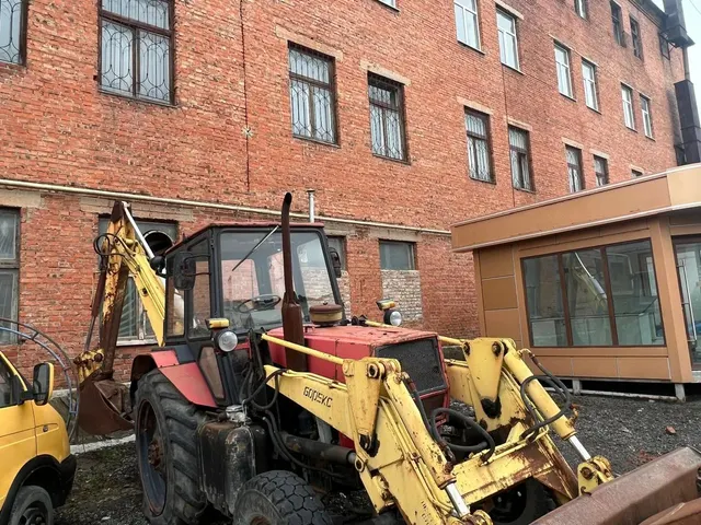 Экскаватор БОРЭКС-2101, 2007 г.в., г/н 7528ОТ61, номер 198812, двигатель 745224, паспорт СА110535, красного цвета, колесный, должник ООО СМР-1 (ИНН 6155069599), (Поручение ТУ Росимущества в РО от 27.08.2026 № 61-1401-У). Адрес (местоположение): Ростовская область, г. Шахты, пр-кт Победа Революции, 111.