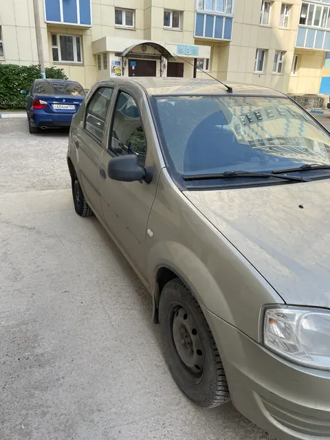 (повторные торги) Легковой автомобиль RENAULT LOGAN, 2011 г.в., г/н С291ЕВ124, VIN X7LLSRB2HBH429512, № кузова X7LLSRB2HBH429512, цвет бежевый. Идентификационные номера не сверялись, рабочее состояние не проверялось, ключи и документы отсутствуют, автомобиль закрыт. Должник Мосиенко А.А. Обременения: Залог, запреты на рег. действия. Начальная цена продажи 305150,00 руб. Задаток 46000,00 руб. (пор. 1541)