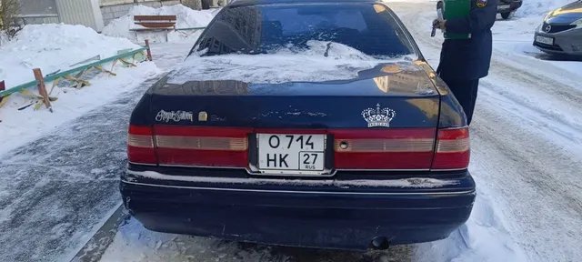 Автомобиль марки Toyota Crown, г/н О714НК27 ,1981 г.в., № кузова JZS1550036205 , цвет синий