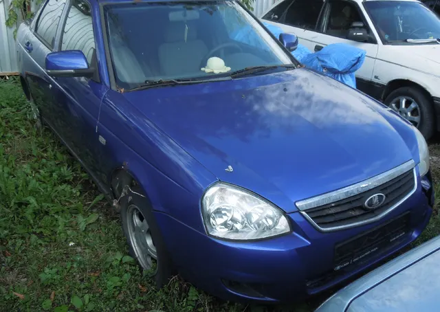 Автомобиль марки "ЛАДА Приора" грз: В269УС/35, VIN ХТА21703000380422
