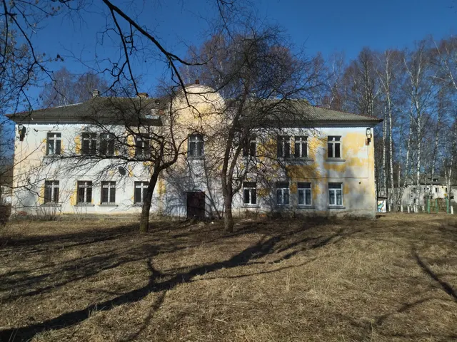 Имущество, находящееся в собственности Ярославской области, расположенное по адресу: Ярославская область, городской округ город Рыбинск, город Рыбинск, улица Толбухина, дом 10, с земельным участком