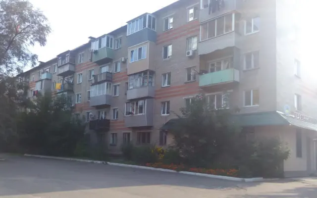 Жилое помещение, эт. 4, общ.пл. 44 кв.м., кад.№ 25:34:000000:17667, адрес: Приморский край, г. Уссурийск, ул. Крестьянская, д. 26А, кв. 72, сведения о зарегистрированных: Играёв В.В., Играёв Е.В., Пустовалова Н.Е., сведения о задолженности по капремонту - отсутствуют, соб-к Играёв В.В.