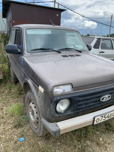 Автомобиль LADA, 2024 года выпуска, VIN XTA212140S2551377 (один ключ от автомобиля, информация по документам отсутствует)