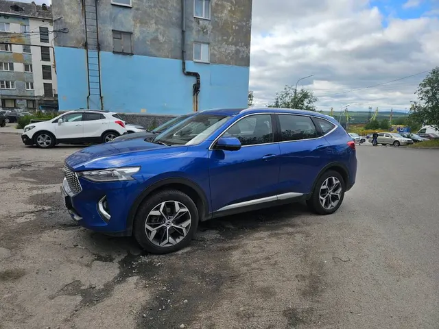 А/с Haval F7, г.в. 2021, vin XZGFF06A4MA314289, цвет синий, повреждение переднего бампера и задней двери багажника, по всей поверхности царапины, сколы, ржавчина, салон кожа. Работоспособность не проверялась. Расположенный по адресу: г. Мурманск, ул. Полины Осипенко, д. 37А. Должник ООО «ТК Стройблок».